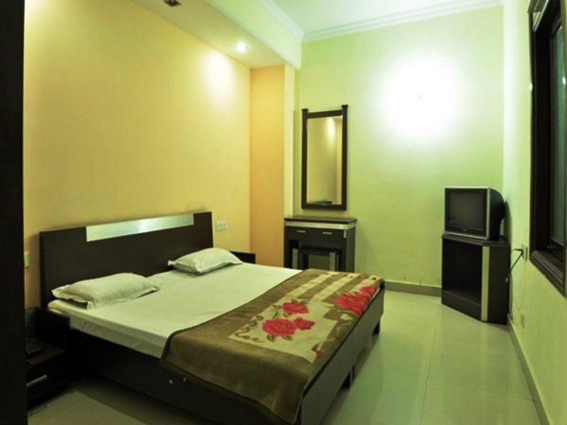 Sukhman International Hotel Near Amritsar Railway Station Bagian luar foto