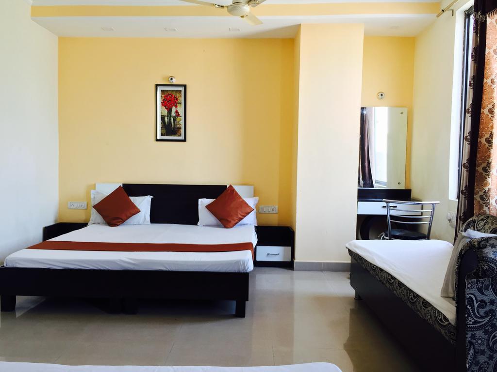 Sukhman International Hotel Near Amritsar Railway Station Bagian luar foto