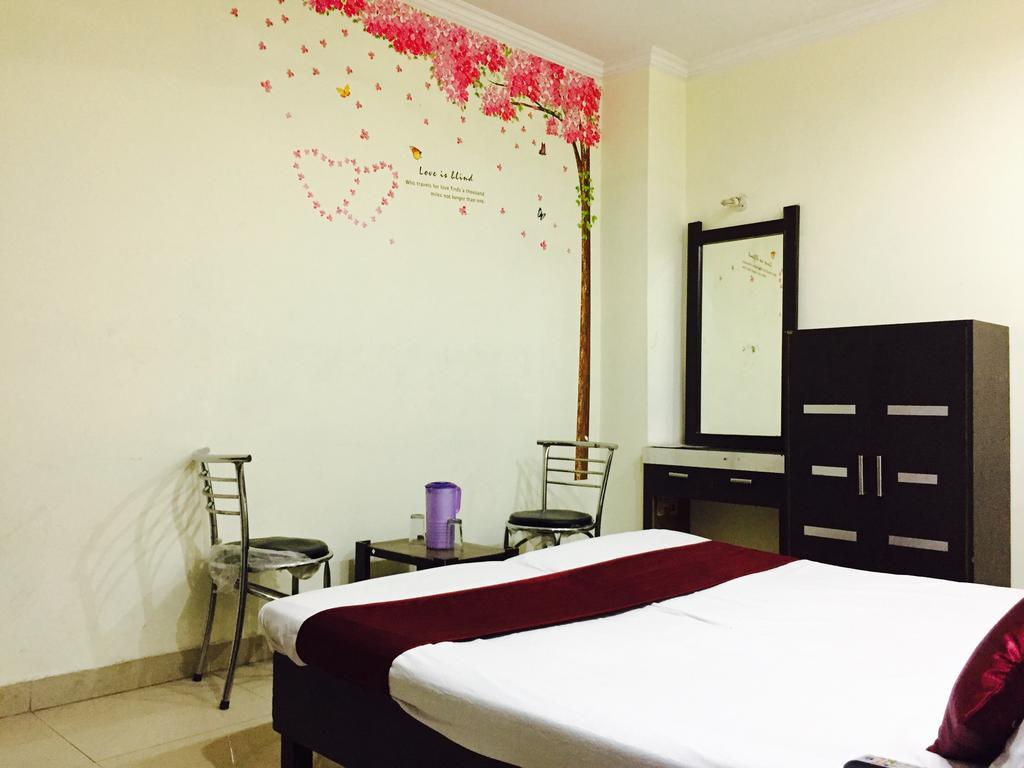 Sukhman International Hotel Near Amritsar Railway Station Bagian luar foto