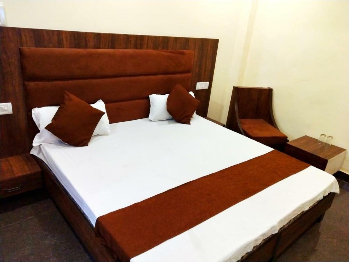 Sukhman International Hotel Near Amritsar Railway Station Bagian luar foto