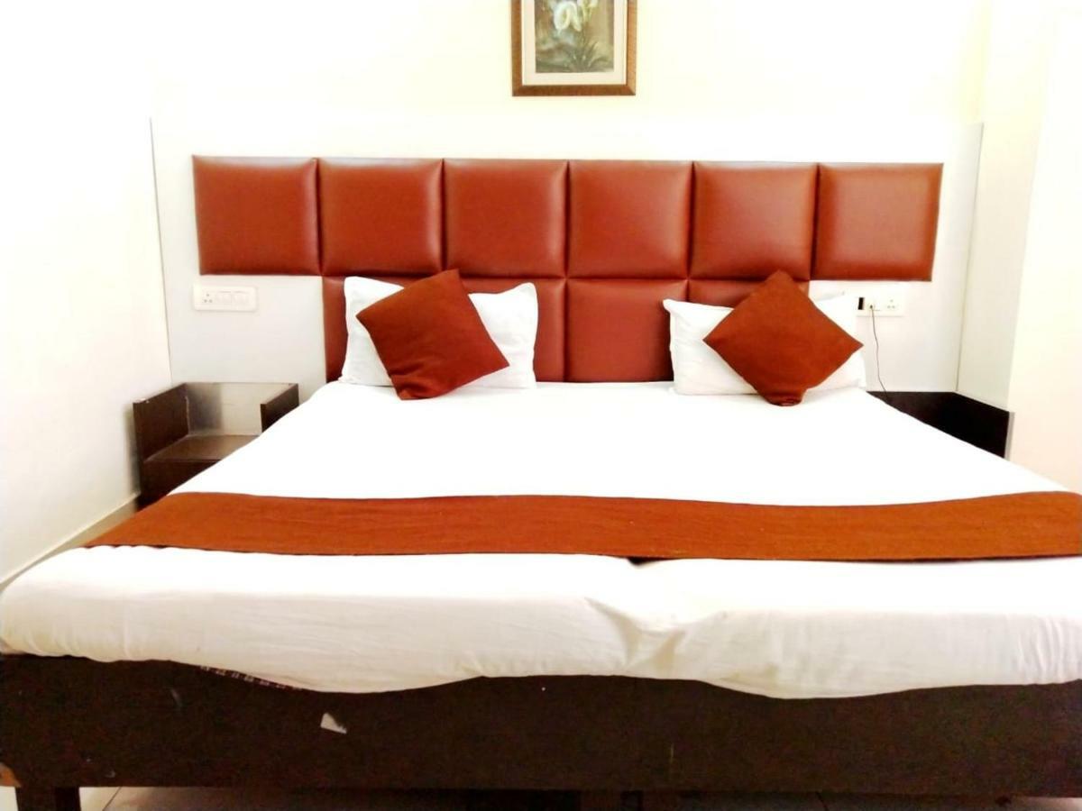 Sukhman International Hotel Near Amritsar Railway Station Bagian luar foto